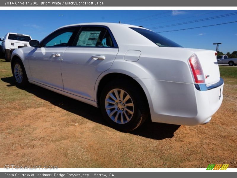 Bright White / Black/Light Frost Beige 2014 Chrysler 300