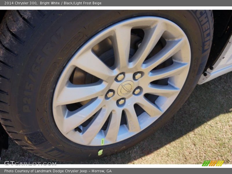 Bright White / Black/Light Frost Beige 2014 Chrysler 300