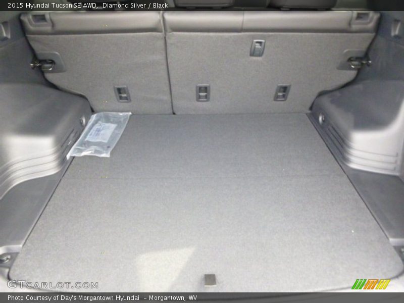Diamond Silver / Black 2015 Hyundai Tucson SE AWD