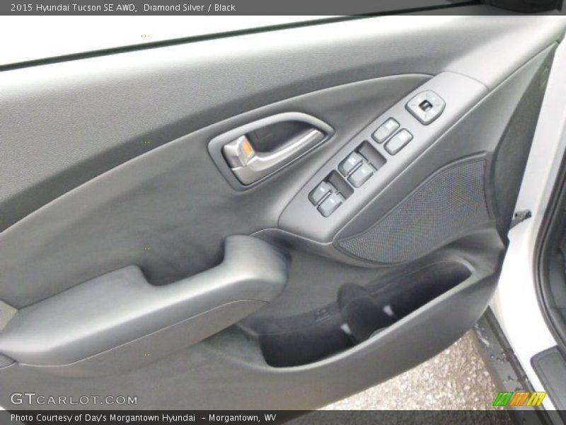 Diamond Silver / Black 2015 Hyundai Tucson SE AWD