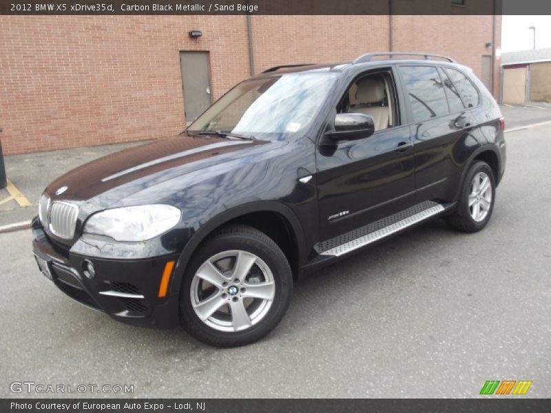 Front 3/4 View of 2012 X5 xDrive35d