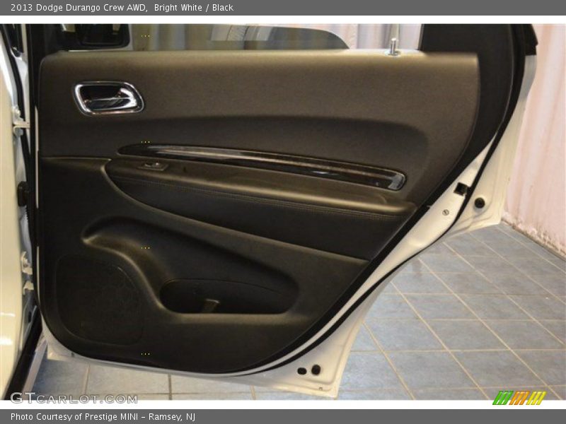 Bright White / Black 2013 Dodge Durango Crew AWD