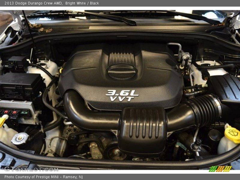 Bright White / Black 2013 Dodge Durango Crew AWD