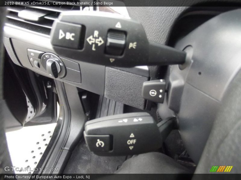Carbon Black Metallic / Sand Beige 2012 BMW X5 xDrive35d