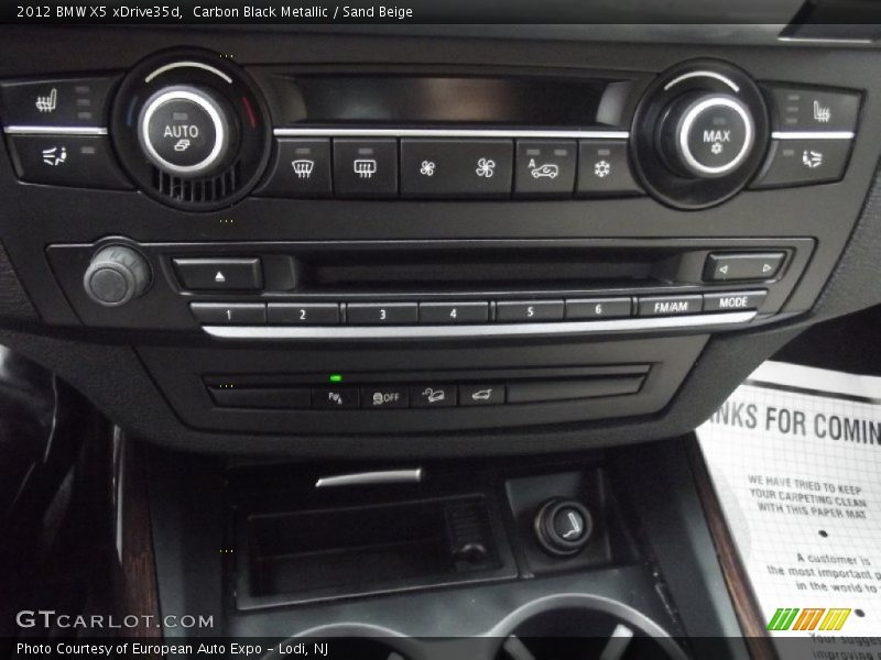Carbon Black Metallic / Sand Beige 2012 BMW X5 xDrive35d
