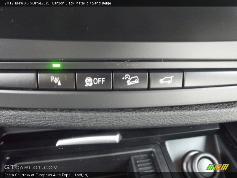 Carbon Black Metallic / Sand Beige 2012 BMW X5 xDrive35d