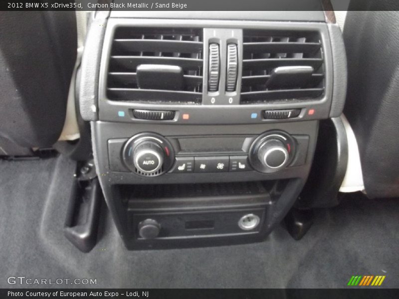 Carbon Black Metallic / Sand Beige 2012 BMW X5 xDrive35d