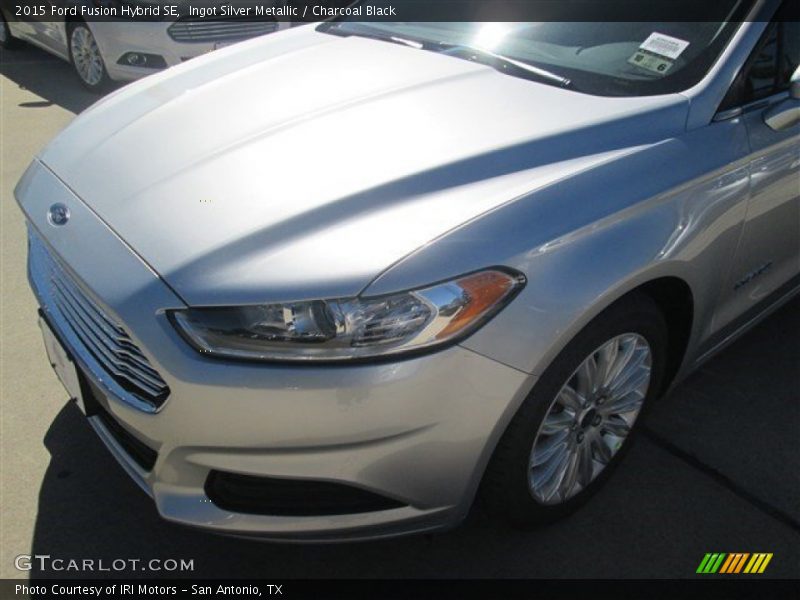 Ingot Silver Metallic / Charcoal Black 2015 Ford Fusion Hybrid SE