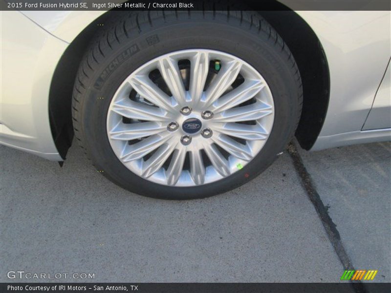 Ingot Silver Metallic / Charcoal Black 2015 Ford Fusion Hybrid SE