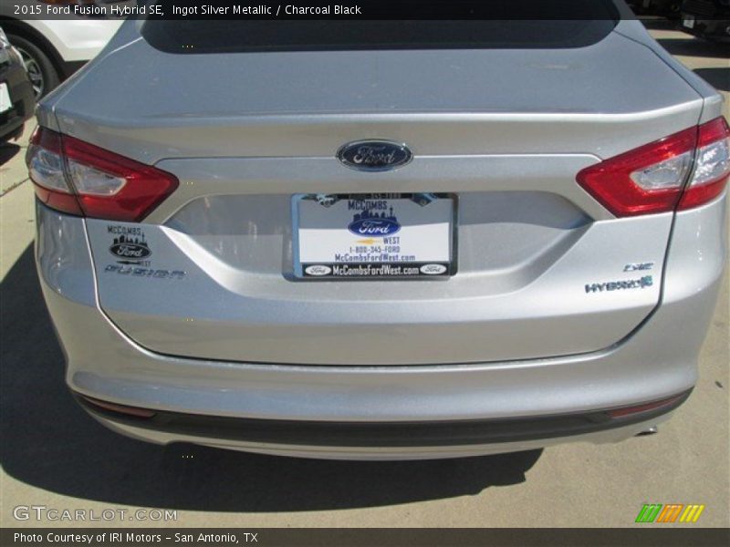 Ingot Silver Metallic / Charcoal Black 2015 Ford Fusion Hybrid SE