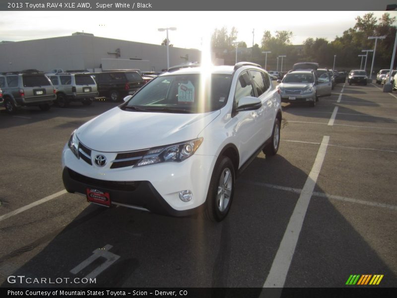 Super White / Black 2013 Toyota RAV4 XLE AWD