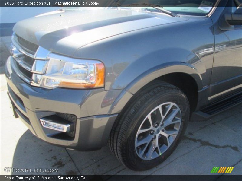 Magnetic Metallic / Ebony 2015 Ford Expedition XLT