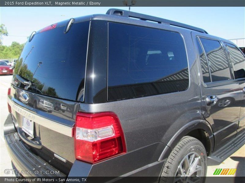 Magnetic Metallic / Ebony 2015 Ford Expedition XLT