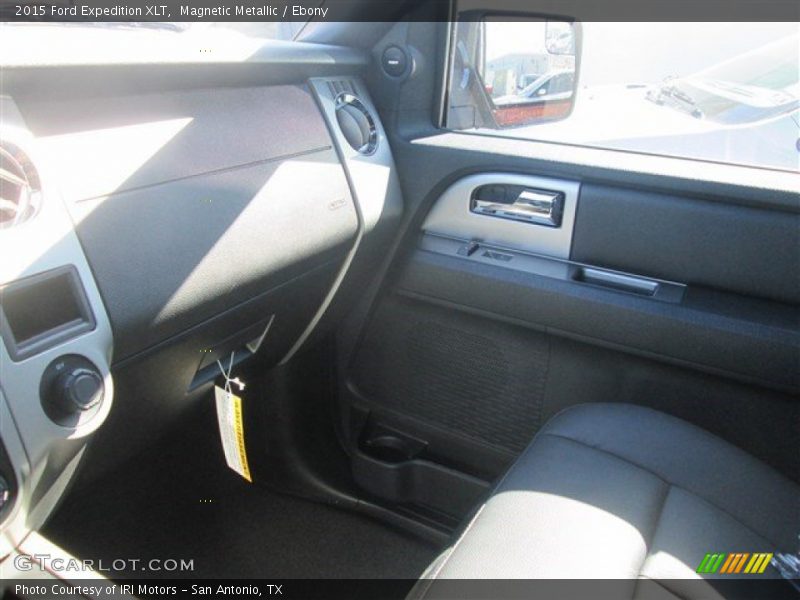 Magnetic Metallic / Ebony 2015 Ford Expedition XLT
