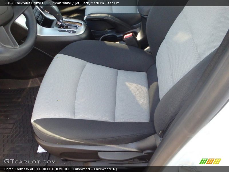 Summit White / Jet Black/Medium Titanium 2014 Chevrolet Cruze LS