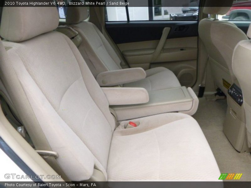 Blizzard White Pearl / Sand Beige 2010 Toyota Highlander V6 4WD