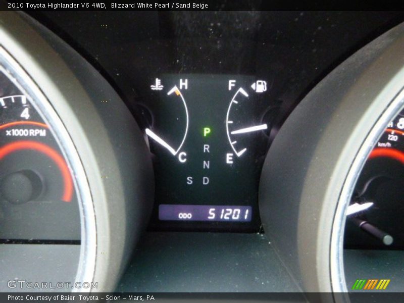 Blizzard White Pearl / Sand Beige 2010 Toyota Highlander V6 4WD