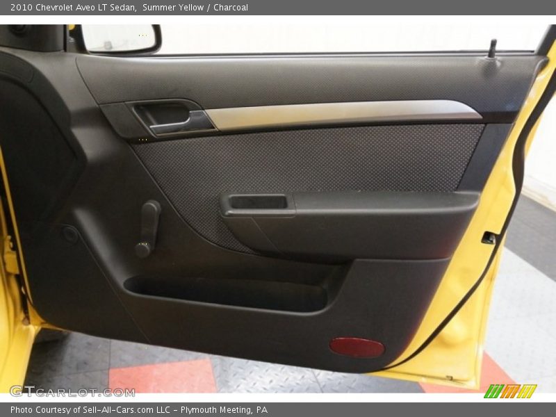 Door Panel of 2010 Aveo LT Sedan