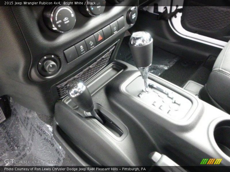 Bright White / Black 2015 Jeep Wrangler Rubicon 4x4