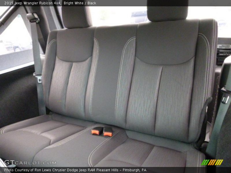 Bright White / Black 2015 Jeep Wrangler Rubicon 4x4