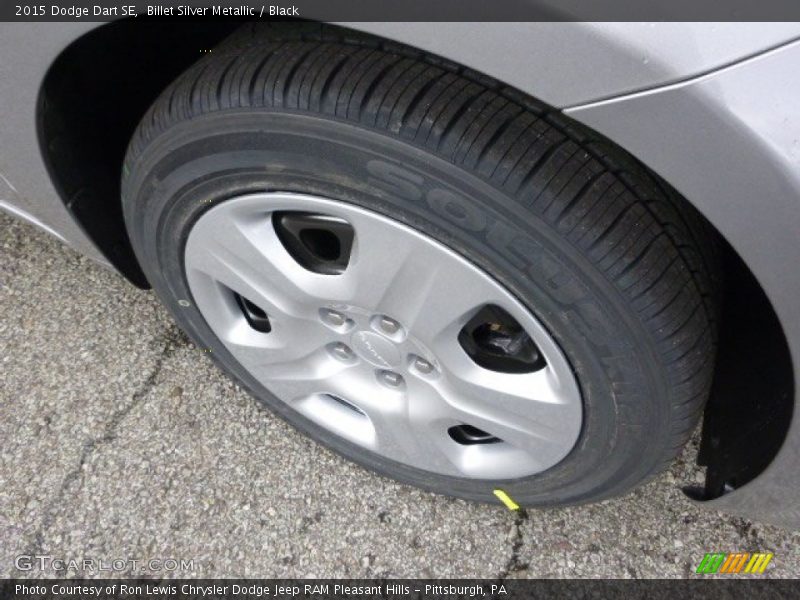 Billet Silver Metallic / Black 2015 Dodge Dart SE