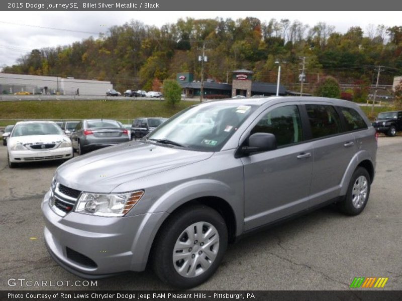 Front 3/4 View of 2015 Journey SE