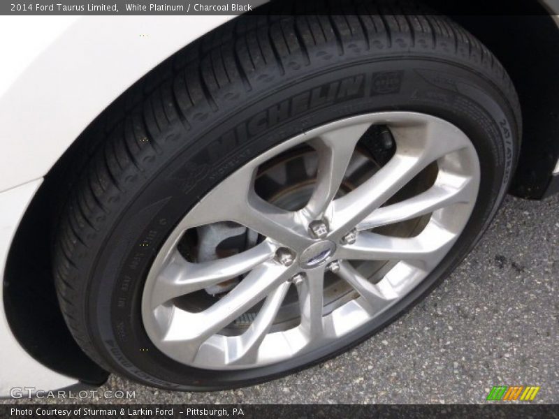 White Platinum / Charcoal Black 2014 Ford Taurus Limited