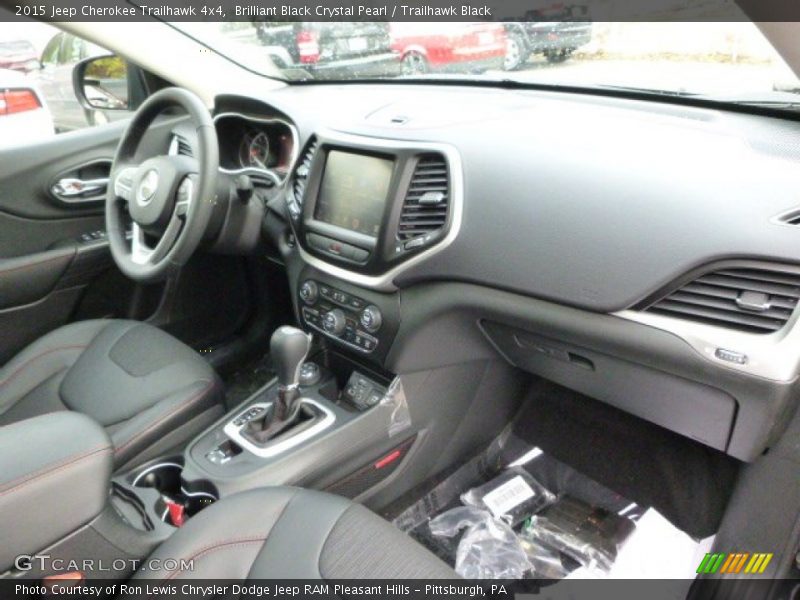 Brilliant Black Crystal Pearl / Trailhawk Black 2015 Jeep Cherokee Trailhawk 4x4