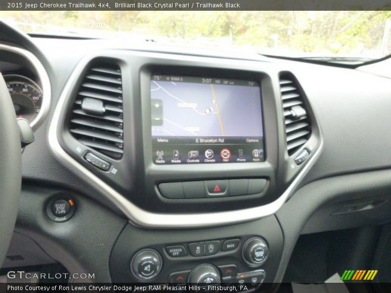 Brilliant Black Crystal Pearl / Trailhawk Black 2015 Jeep Cherokee Trailhawk 4x4