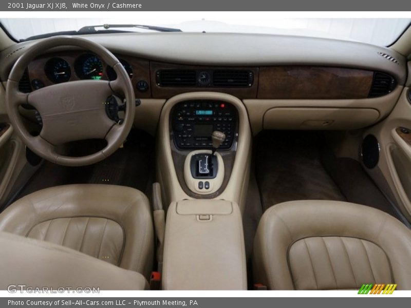 White Onyx / Cashmere 2001 Jaguar XJ XJ8