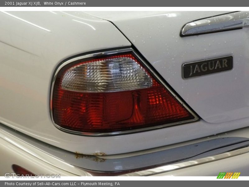 White Onyx / Cashmere 2001 Jaguar XJ XJ8