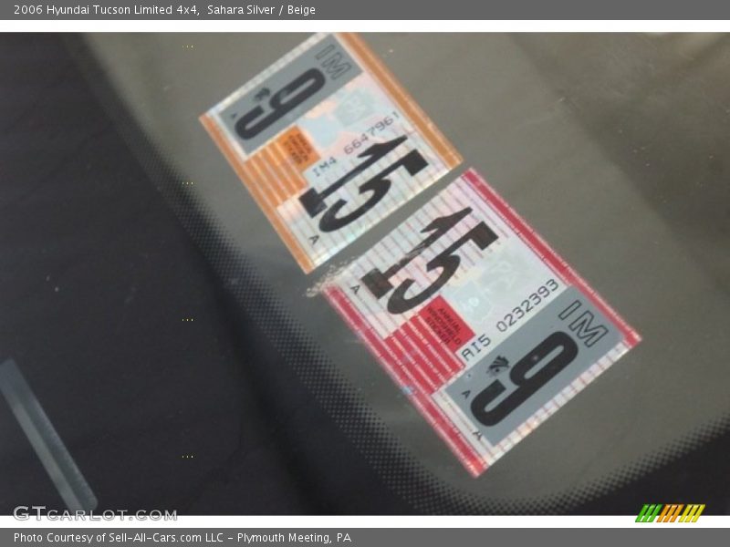 Sahara Silver / Beige 2006 Hyundai Tucson Limited 4x4