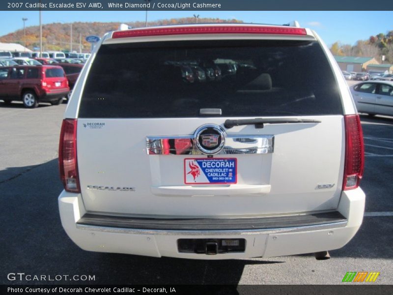 White Diamond / Cocoa/Light Cashmere 2007 Cadillac Escalade ESV AWD