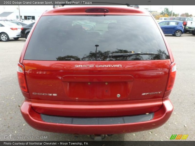 Inferno Red Pearl / Taupe 2002 Dodge Grand Caravan Sport