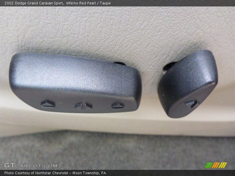 Inferno Red Pearl / Taupe 2002 Dodge Grand Caravan Sport