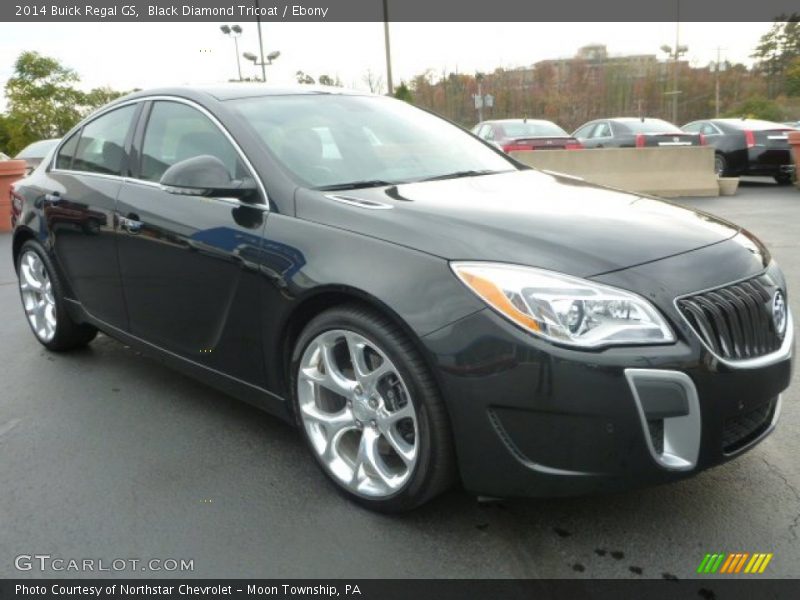 Front 3/4 View of 2014 Regal GS