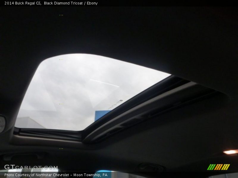 Black Diamond Tricoat / Ebony 2014 Buick Regal GS