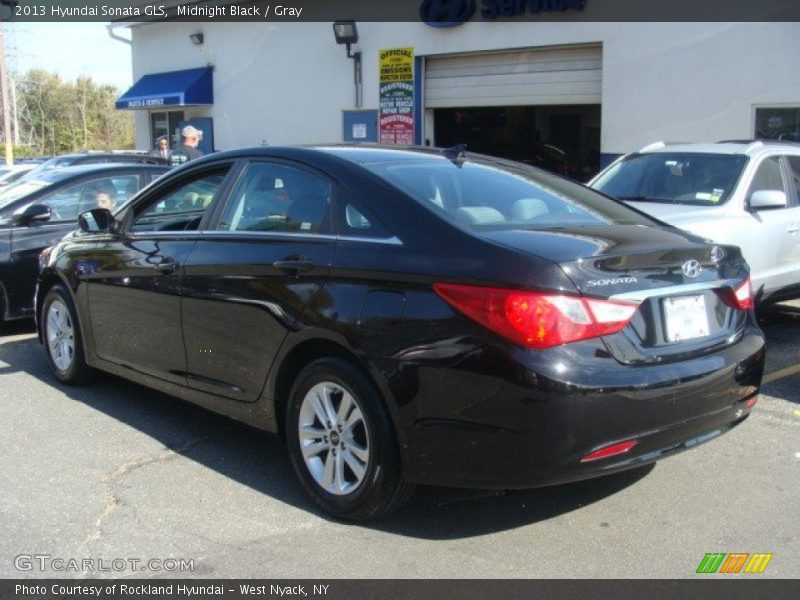 Midnight Black / Gray 2013 Hyundai Sonata GLS