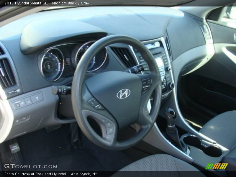 Midnight Black / Gray 2013 Hyundai Sonata GLS