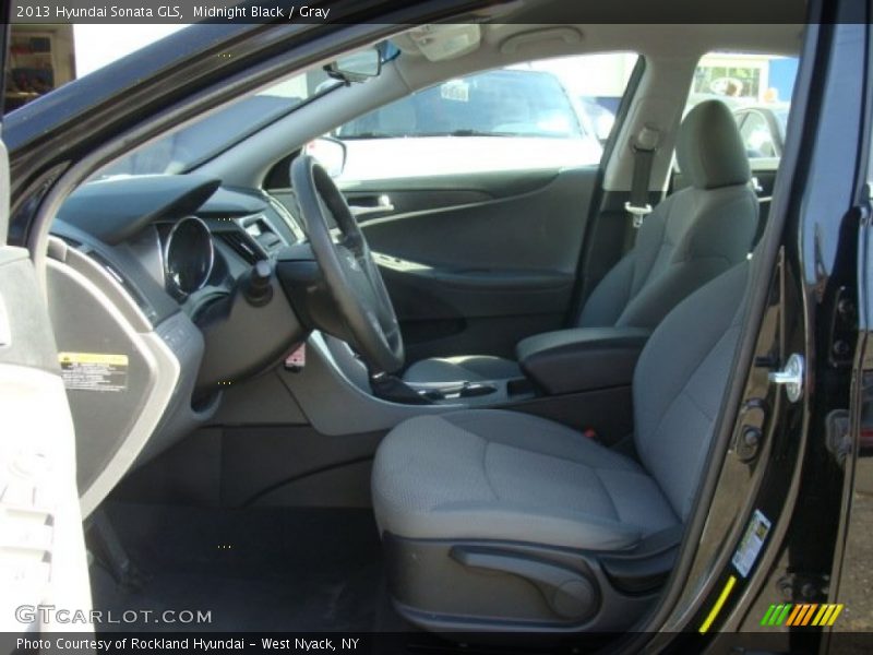 Midnight Black / Gray 2013 Hyundai Sonata GLS