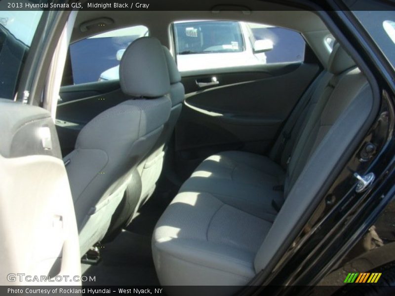 Midnight Black / Gray 2013 Hyundai Sonata GLS