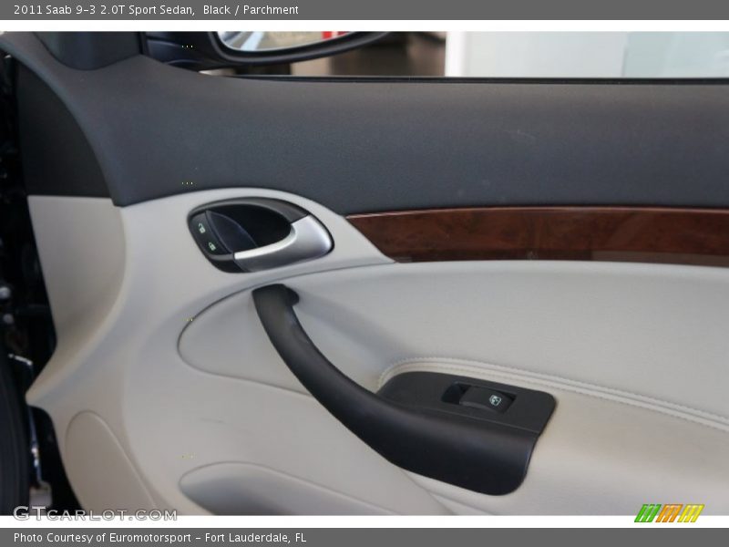 Black / Parchment 2011 Saab 9-3 2.0T Sport Sedan