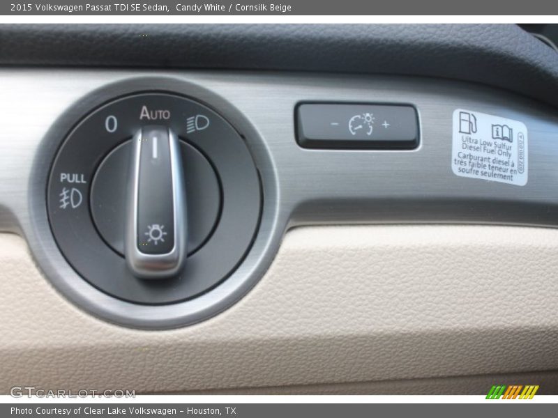 Candy White / Cornsilk Beige 2015 Volkswagen Passat TDI SE Sedan