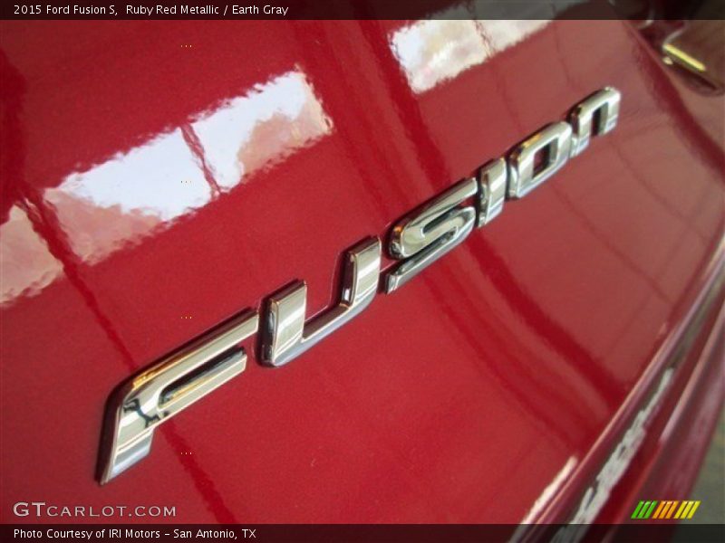 Ruby Red Metallic / Earth Gray 2015 Ford Fusion S