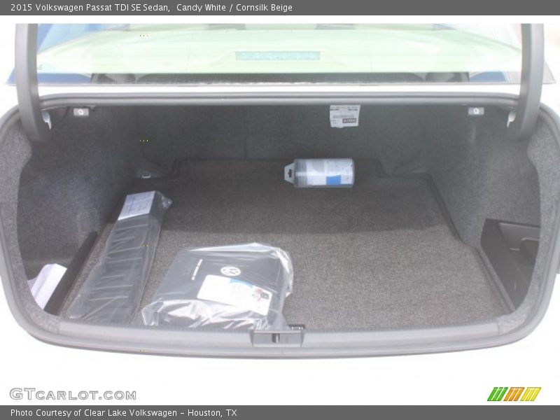 Candy White / Cornsilk Beige 2015 Volkswagen Passat TDI SE Sedan