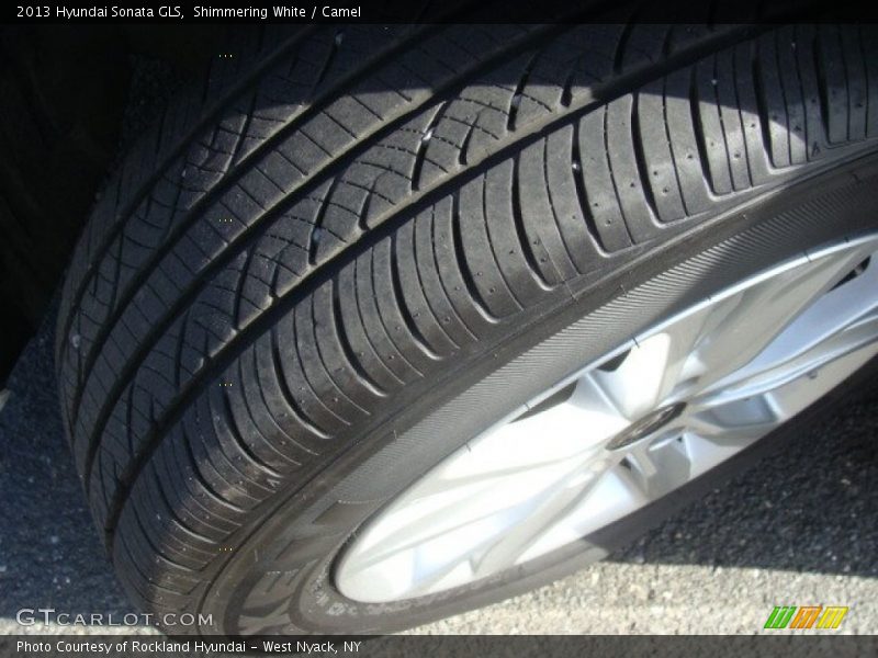 Shimmering White / Camel 2013 Hyundai Sonata GLS