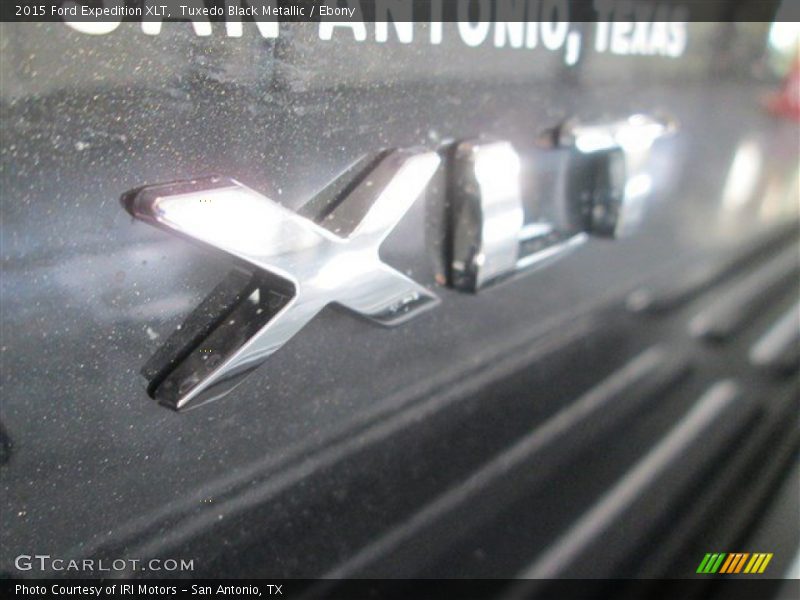 Tuxedo Black Metallic / Ebony 2015 Ford Expedition XLT