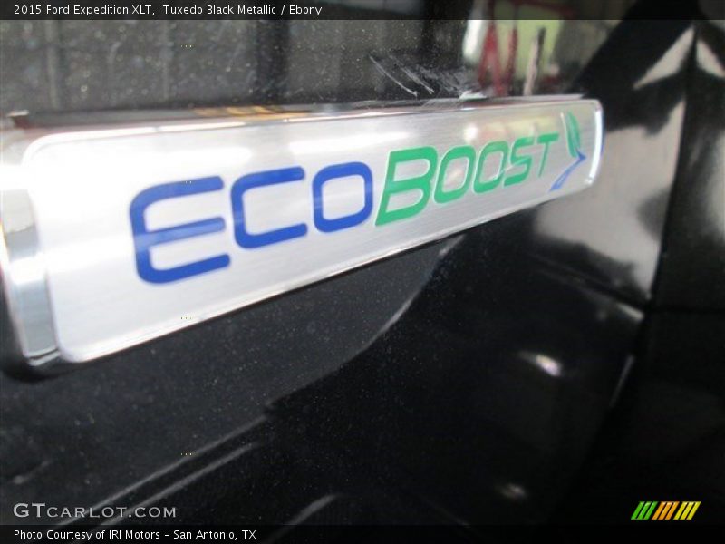 Tuxedo Black Metallic / Ebony 2015 Ford Expedition XLT