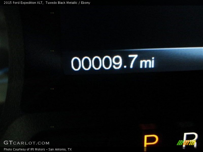 Tuxedo Black Metallic / Ebony 2015 Ford Expedition XLT