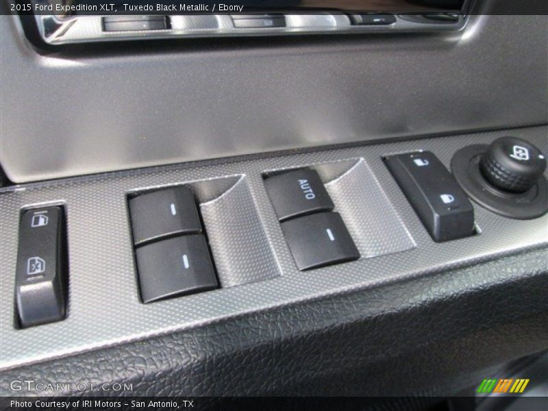 Tuxedo Black Metallic / Ebony 2015 Ford Expedition XLT